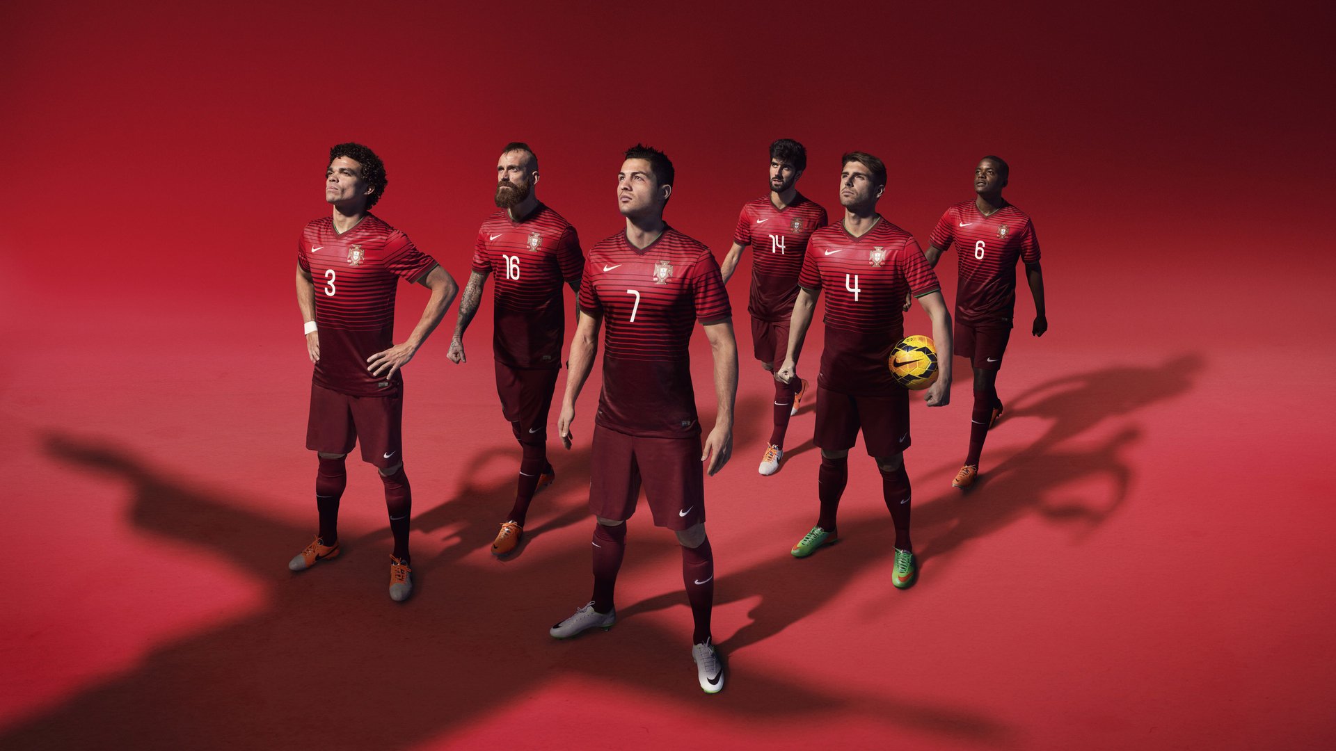 足球赛事安全措施全面加强，足球运动安全防范措施与保障